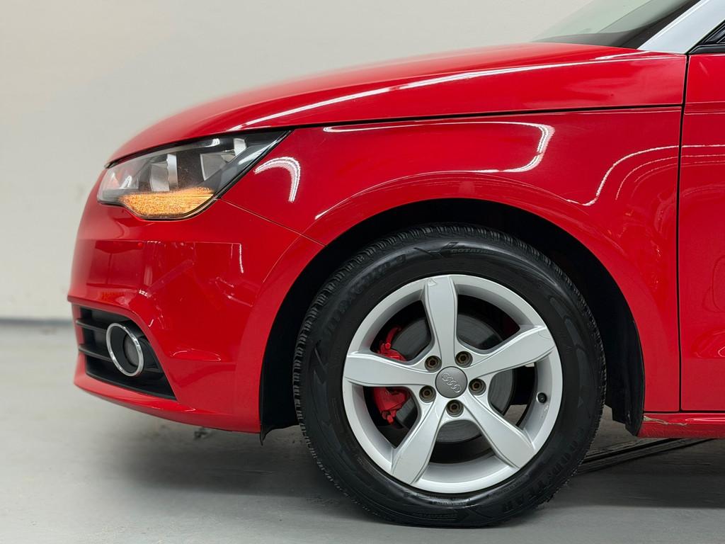 Audi A1 1.2 TFSI Attraction Pro Line Business Airco Stoelver, Voorwielaandrijving, Euro 5, 86 pk, 4 cilinders