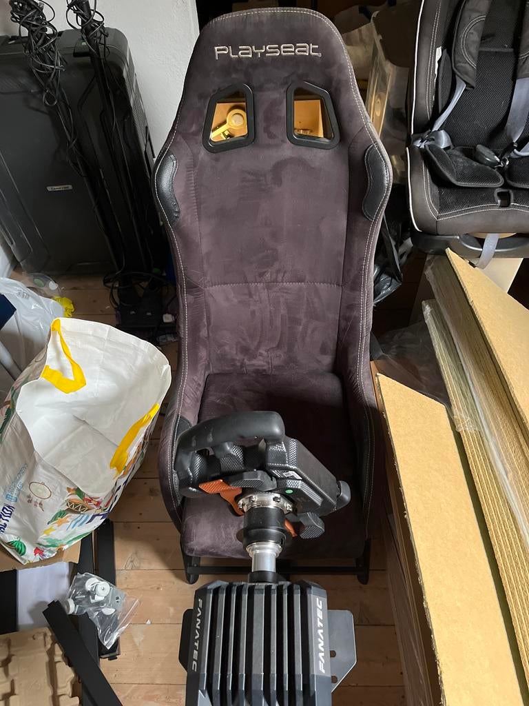 Playseat met Fanatec McLaren GT3 stuur en base, Ophalen, Gebruikt, 1 speler, Racen en Vliegen
