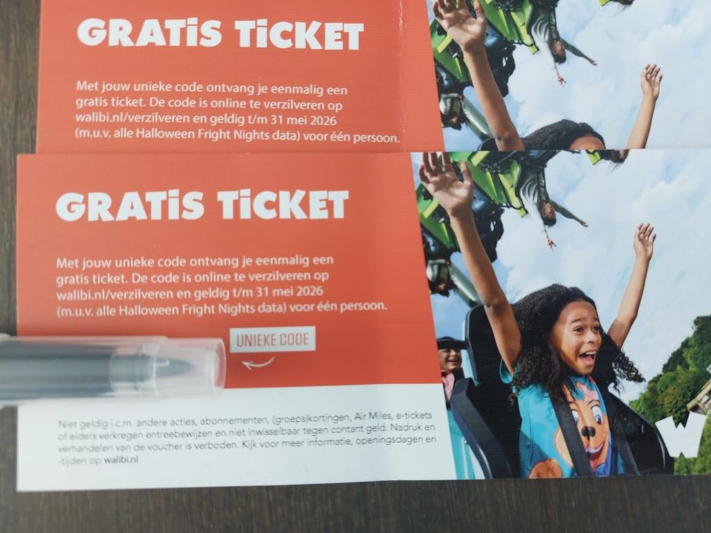 4 kaartjes walibi holland, Twee personen, Ticket of Toegangskaart