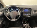 Mitsubishi Outlander 2.0 PHEV instyle / Trekh / Leder / Navi, 4 cilinders, Wit, Bedrijf, Vierwielaandrijving