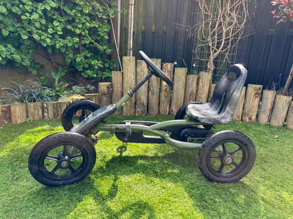 Berg Buddy Jeep skelter in goede staat!, Kinderen en Baby's, Speelgoed | Buiten | Skelters, Ophalen, Gebruikt, Berg