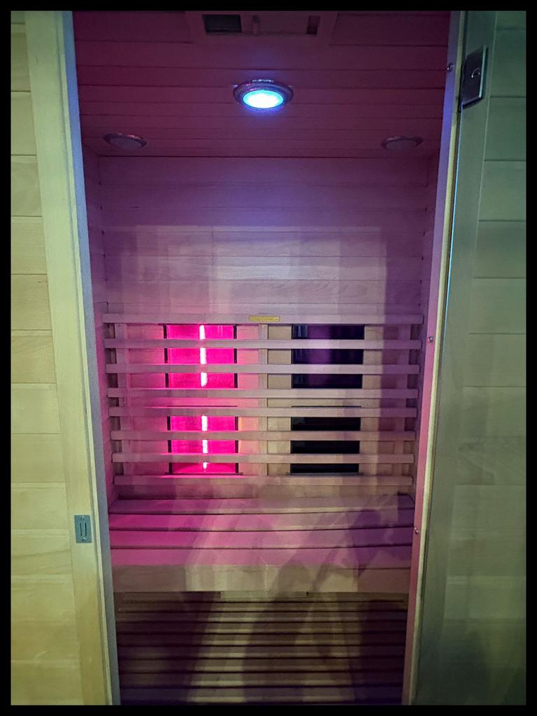 Infrarood sauna, Sport en Fitness, Sauna, Ophalen, Zo goed als nieuw, Infrarood, Complete sauna