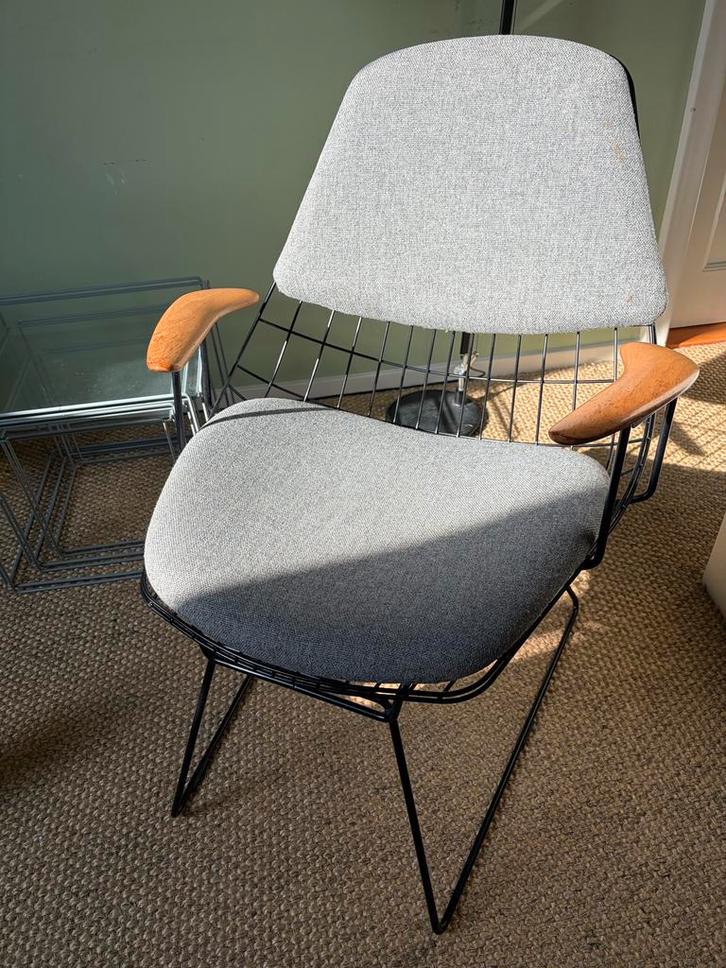 Pastoe FM06 Draadstoel Wire Chair - Cees Braakman Design, Huis en Inrichting, Stoelen, Gebruikt, Eén, Metaal, Grijs, Ophalen of Verzenden