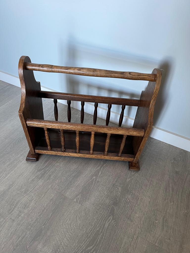 Stevige houten kranten- en tijdschrifthouder, Ophalen of Verzenden, Gebruikt