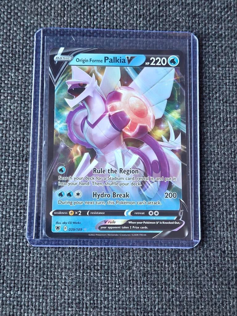 Pokémon Origin Forme Palkia V O39/189 Astral Radiance, Ophalen of Verzenden, Zo goed als nieuw, Losse kaart