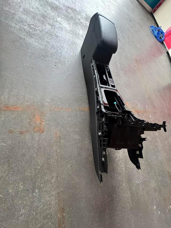 GOLF 7 GTI Middenconsole VERSTELBARE ARMSTEUN GTI LEDER, Auto-onderdelen, Interieur en Bekleding, Volkswagen, Gebruikt, Ophalen