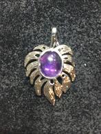 hanger van metaal en natuurlijke amethist, Paars, Ophalen of Verzenden, Zo goed als nieuw, Steen of Mineraal