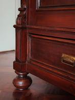 Massief houten grenen kast, Ophalen