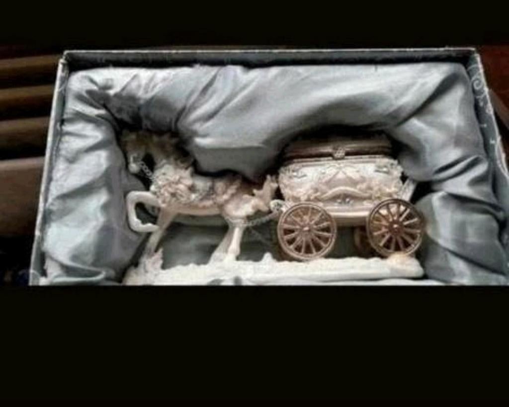 Everlasting Horse Carriage Trinket Box, Ophalen of Verzenden