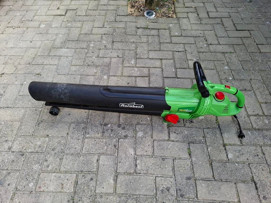 Florabest Bladblazer en Bladzuiger 2-in-1 - Werkt goed, Ophalen, Gebruikt, Florabest, Met zuigfunctie