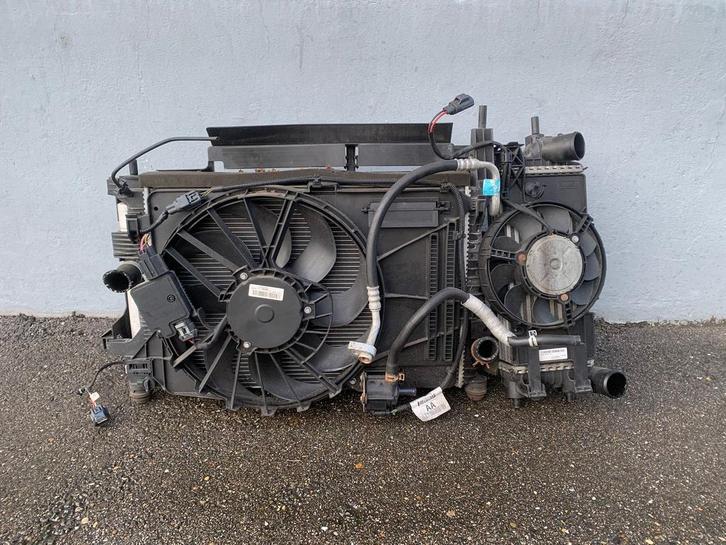 ford focus III 1.0 ecoboost koelerset radiateur 2010 - 2014, Auto-onderdelen, Motor en Toebehoren, Ford, Gebruikt, Ophalen of Verzenden