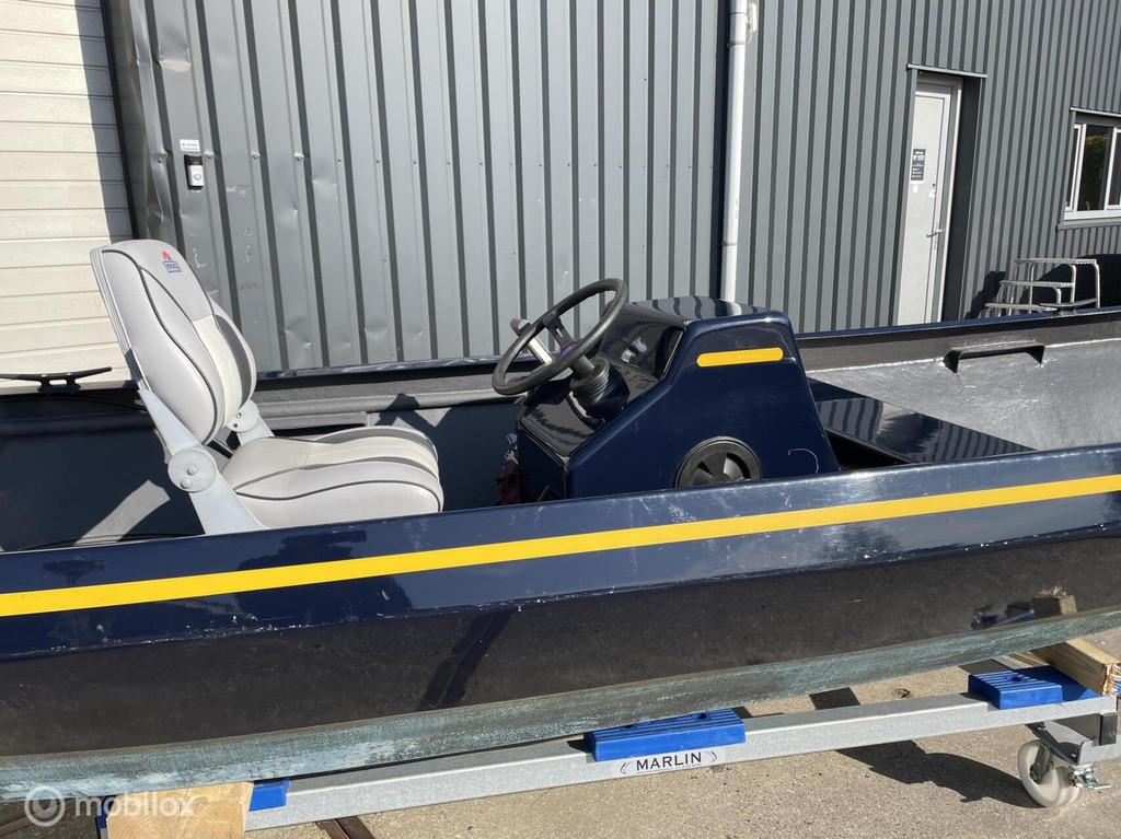 Giethoornse punter polyester / 15 pk Honda, Watersport en Boten, Vis- en Consoleboten, Overige brandstoffen, 6 meter of meer, 10 tot 30 pk