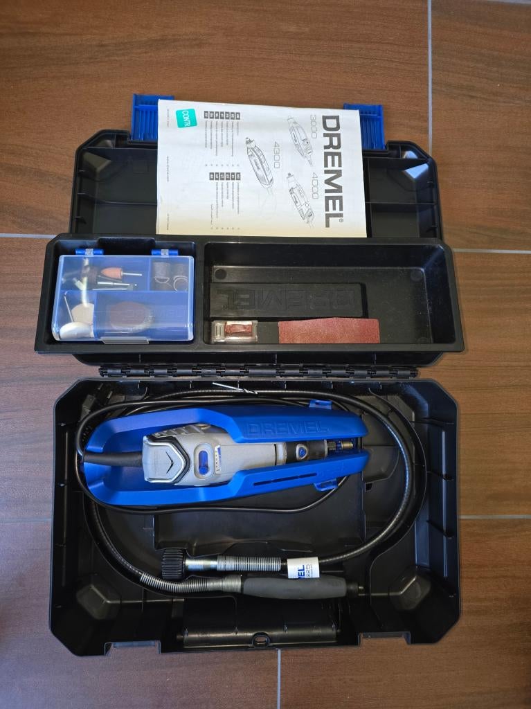 Dremel 3000 multitool met flexibele as, koffer, als nieuw, Ophalen of Verzenden, Zo goed als nieuw, Minder dan 700 watt, Overige typen