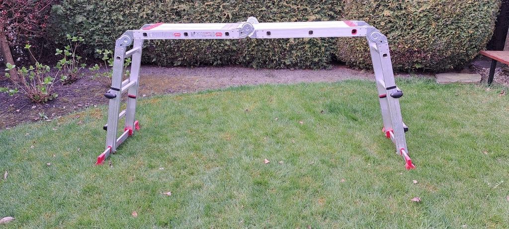 Altrex Vouwladder Varitrex Plus 4x3 sporten, Doe-het-zelf en Verbouw, Ophalen of Verzenden, Zo goed als nieuw, Ladder, Opvouwbaar of Inschuifbaar