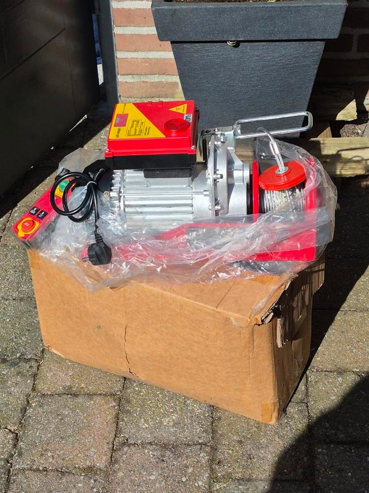 Elektrische takel / lier PA400, Doe-het-zelf en Verbouw, Lieren en Takels, Nieuw, Ophalen of Verzenden