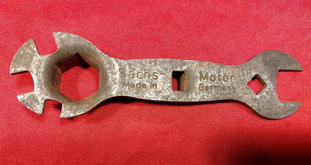 Vintage gereedschap sleutel van SACHS-MOTOR, Fietsen en Brommers, Ophalen of Verzenden, Zo goed als nieuw, Overige typen, Sachs