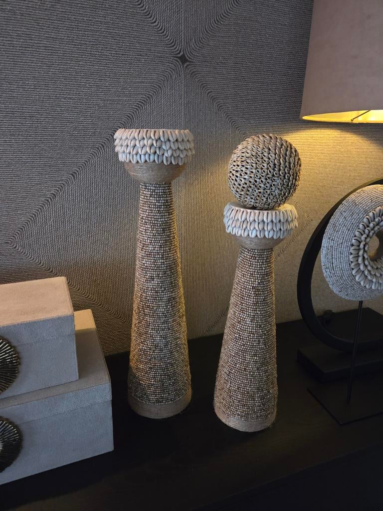 Set schelpen kandelaars - Richmond Eric Kuster stijl, Overige materialen, Crème, Gebruikt, 25 tot 50 cm