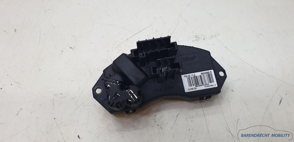 BMW 1 Serie 3 kachelweerstand 73040157 E87 E90 E8x E9x kache, Petuelring 130
80788  Munich, DE, Gebruikt, Info@bmw.de, Ophalen of Verzenden