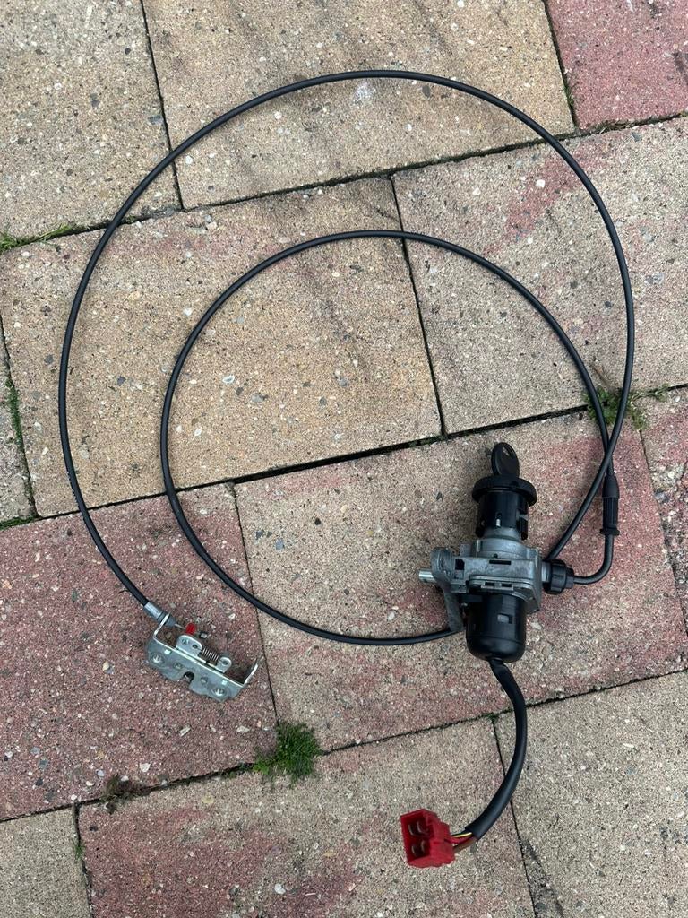 Yamaha neo’s contactslot set compleet, Motoren, Ophalen