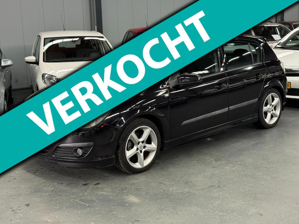 Opel Astra 1.8 Sport APK NAP Trekhaak, Auto's, Opel, Gebruikt, Zwart, 1796 cc, Zwart