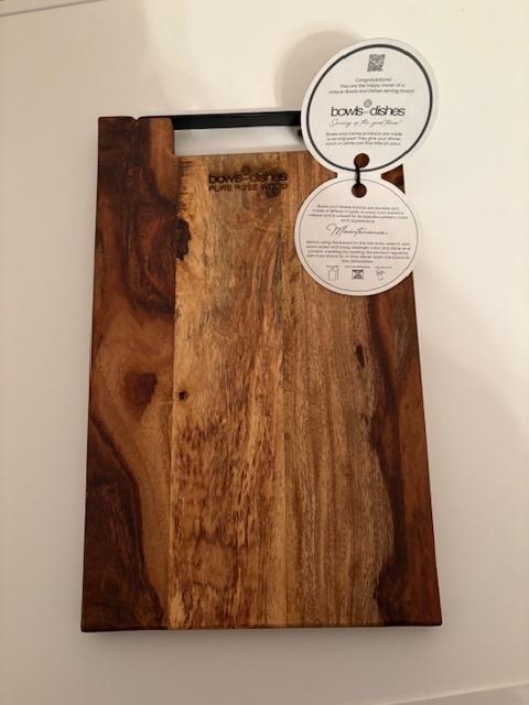 Bowls and DishesPure Rose Wood Duurzame Borrelplank, Huis en Inrichting, Overige typen, Hout, Nieuw, Ophalen of Verzenden