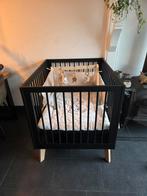Kidsmill Sixties babybox zwart/hout + boxkleed, Ophalen of Verzenden, Gebruikt, Boxkleed