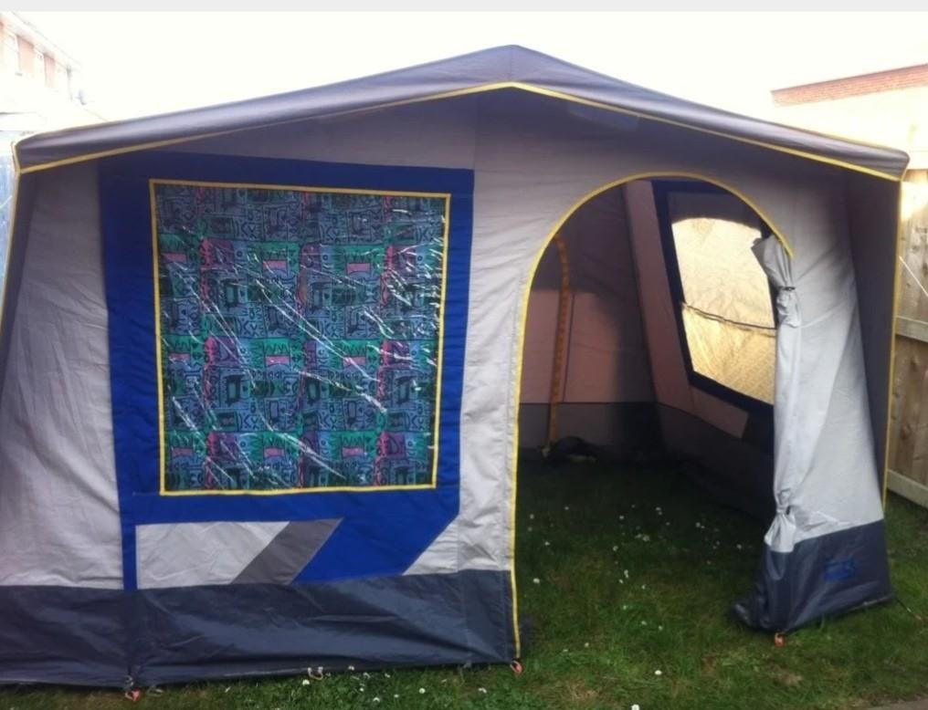 Bustent, Caravans en Kamperen, Ophalen