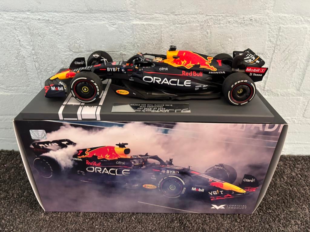 Max verstappen RB18 winner abu dhabi 2022 1:18 model, Ophalen of Verzenden, Zo goed als nieuw, MiniChamps