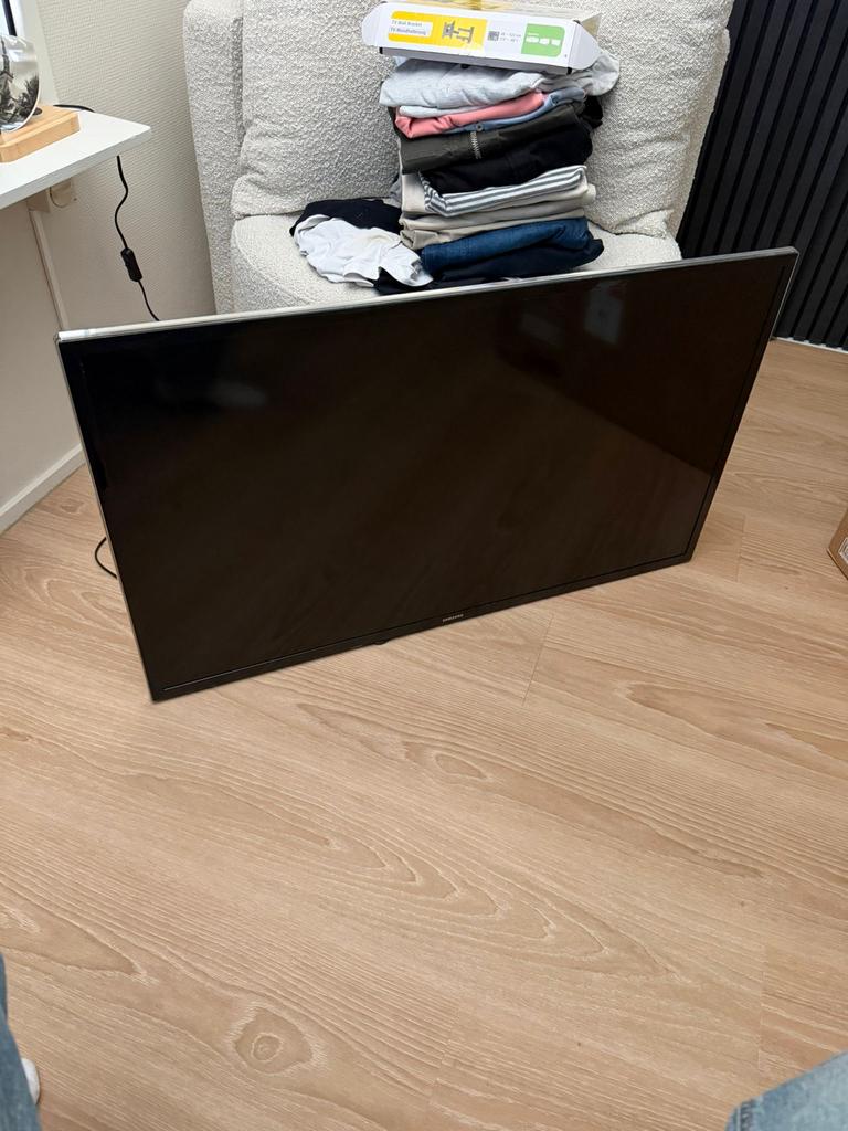 Samsung televisie met hangbeugel, 50 Hz, Ophalen of Verzenden, Samsung, 100 cm of meer