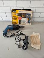 Nette 450 watt AEG boormachine, Ophalen of Verzenden, Zo goed als nieuw, Overige typen