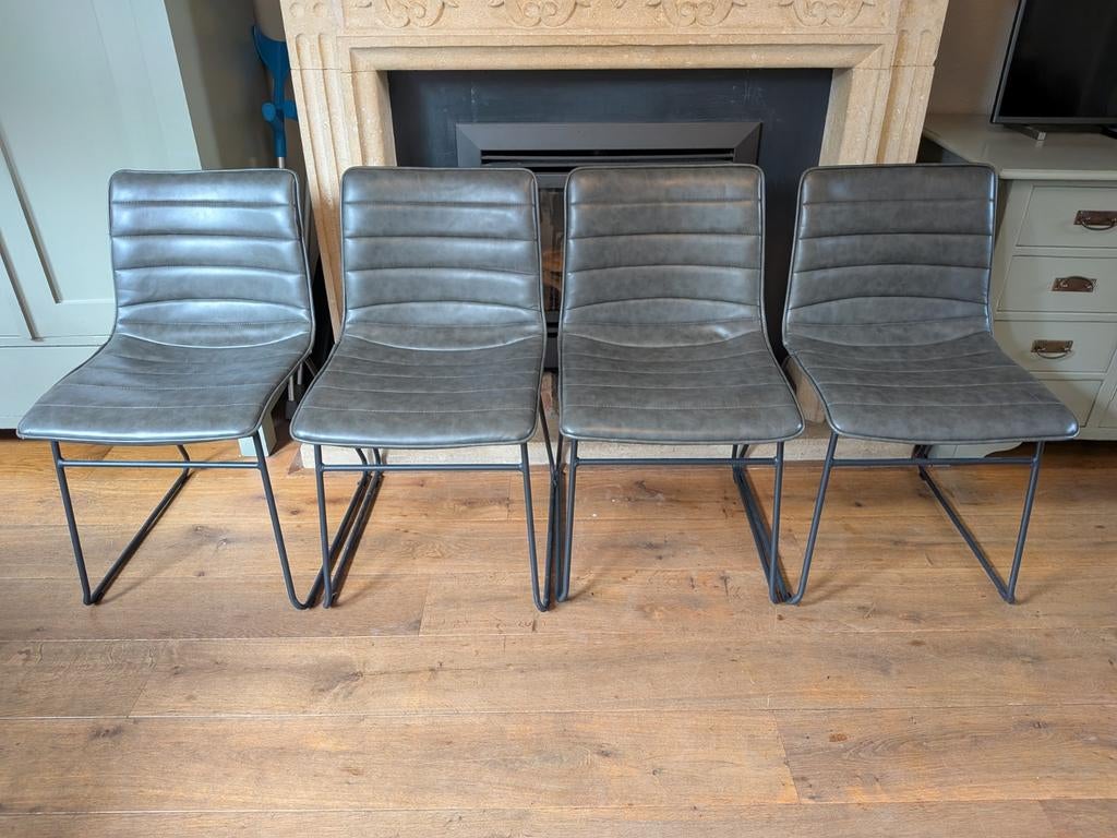 4 donkergrijze lederen eetkamerstoelen keukenstoelen stoelen, Ophalen, Zo goed als nieuw, Vier, Grijs