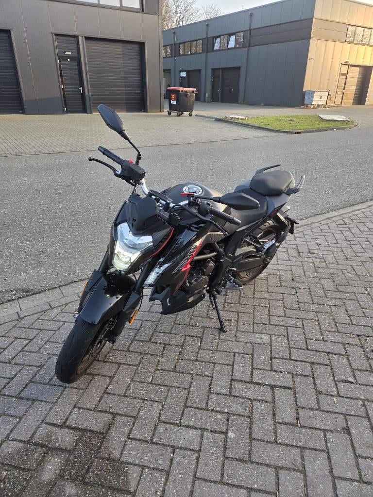 Voge 300r, Motoren, 292 cc, Particulier, ABS, 1 cilinder