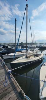 Polyvalk met Yamaha buitenboordmotor en ligplaats Loosdrecht, Gebruikt, Ophalen of Verzenden, Tourjacht of Cruiser, Tot 6 meter