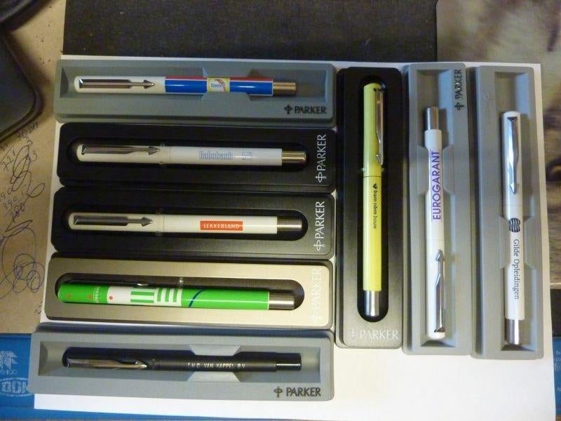 Parker Vector Rollerball met Reclameopdruk, Verzamelen, Pennenverzamelingen, Ophalen of Verzenden, Parker, Balpen, Met reclame