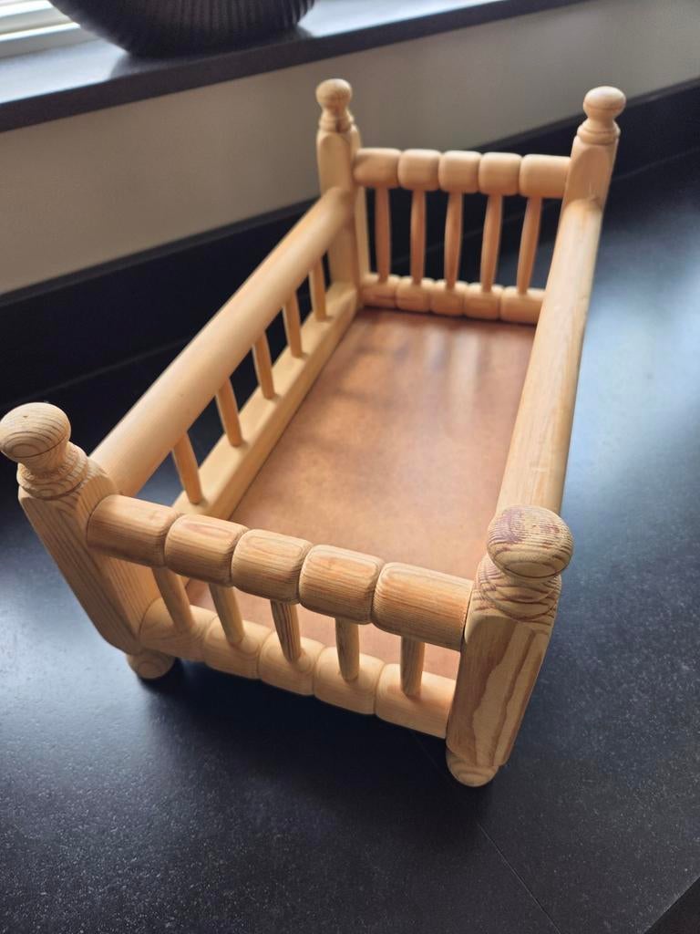 Houten poppenbed, Ophalen of Verzenden, Babypop