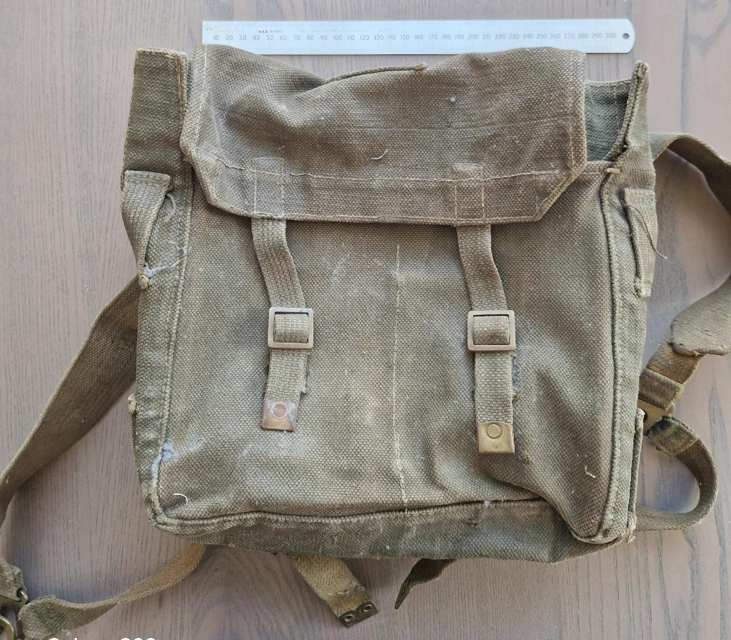 Militaire Waterfles en rugzak (pukkel), Ophalen of Verzenden, Landmacht, Nederland, Overige typen