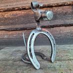 Zittend Hondje van Oude hoefijzers en gereedschap, Tuin en Terras, Ophalen of Verzenden, Zo goed als nieuw, Metaal, Overige typen