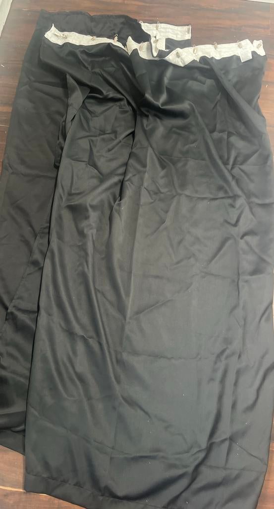 JYSK Dimout Gordijn Zwart 140x175 cm, 100 tot 150 cm, Zwart, Ophalen of Verzenden, Zo goed als nieuw