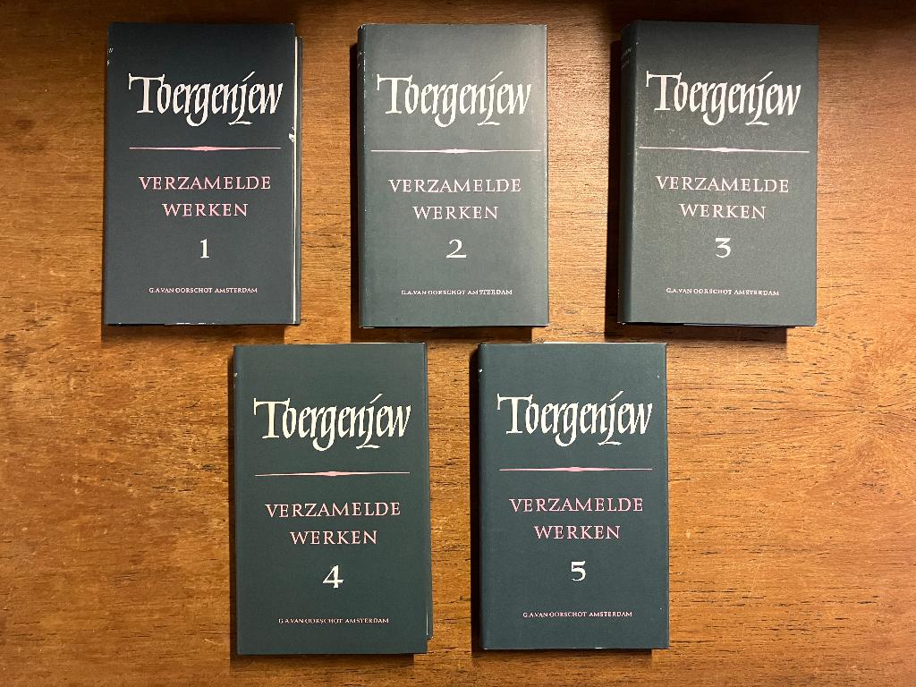 Toergenjew - verzamelde werken, Boeken, Literatuur, Verzenden, Gelezen