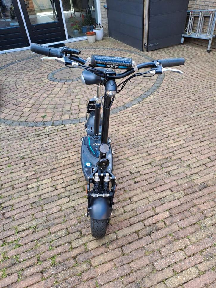 Electrische step sxt 500eec, Fietsen en Brommers, Steps, Zo goed als nieuw, Elektrische step (E-scooter), Ophalen