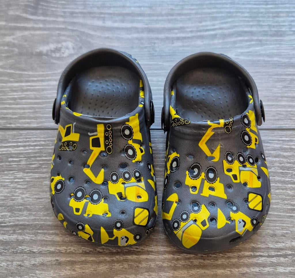 Kinder Crocs met Graafmachine Print - Maat 22, Crocs, Schoenen, Ophalen of Verzenden, Zo goed als nieuw