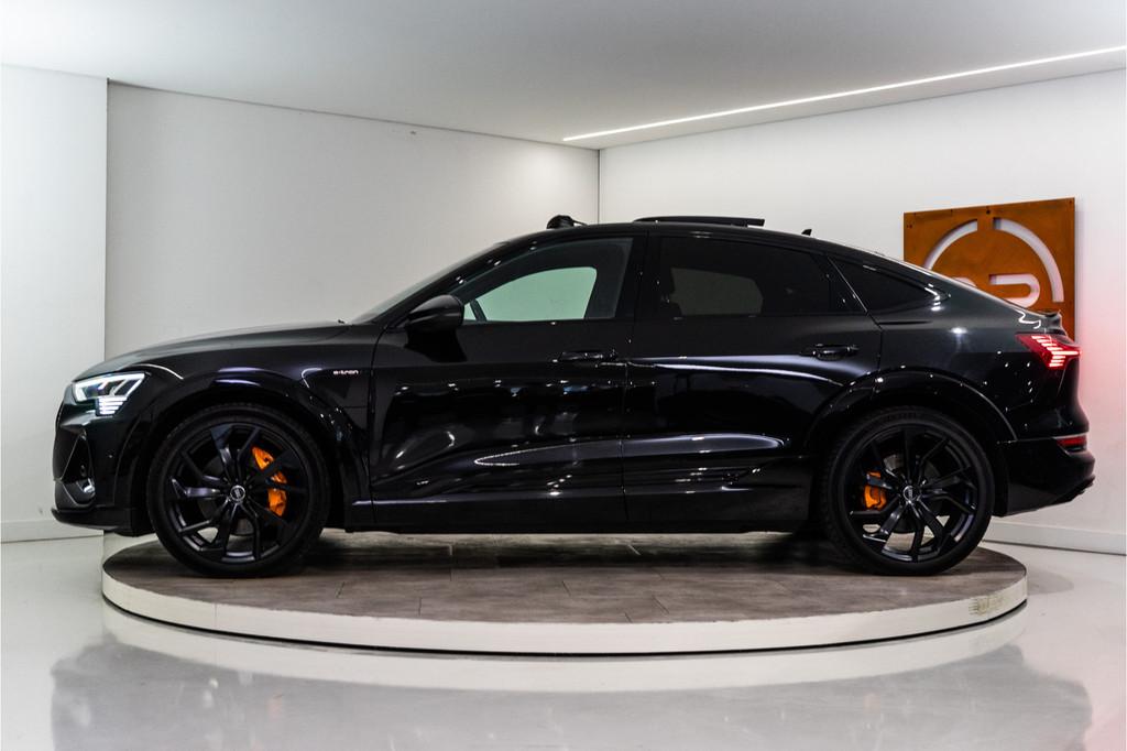 Audi e-tron Sportback 55 Quattro S Edition 95 kWh 408PK | NL, Auto's, Audi, Automaat, Zwart, Zwart, Origineel Nederlands