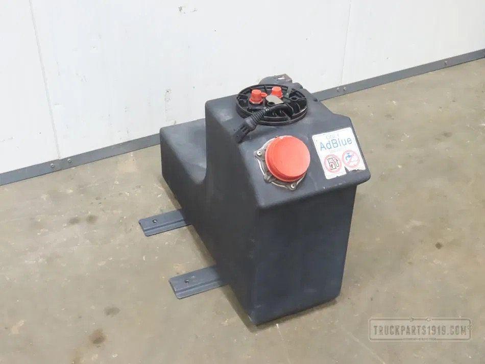 Iveco Exhaust System AdBlue tank Iveco, Ophalen, Gebruikt