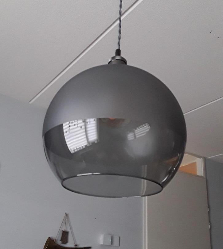 Retro hanglampen - set van 2 - grijs smoked - handmade, Huis en Inrichting, Lampen | Hanglampen, Gebruikt, 75 cm of meer, Glas