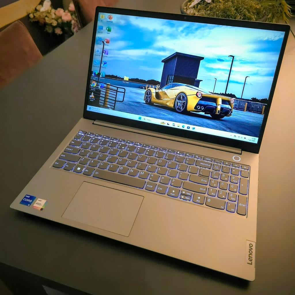 Lenovo Laptop Core i5 1135G7/ 40GB Ram/ 512GB SSD/ ZGAN, 2 tot 3 Ghz, Intel Core i5 1135G7 11 Generatie met turbo boost technologie