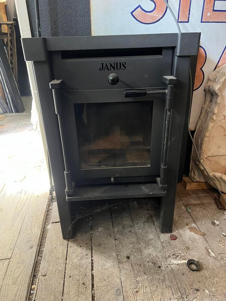 Janus 6 houtkachel, Huis en Inrichting, Ophalen, Zo goed als nieuw, Hout, Houtkachel