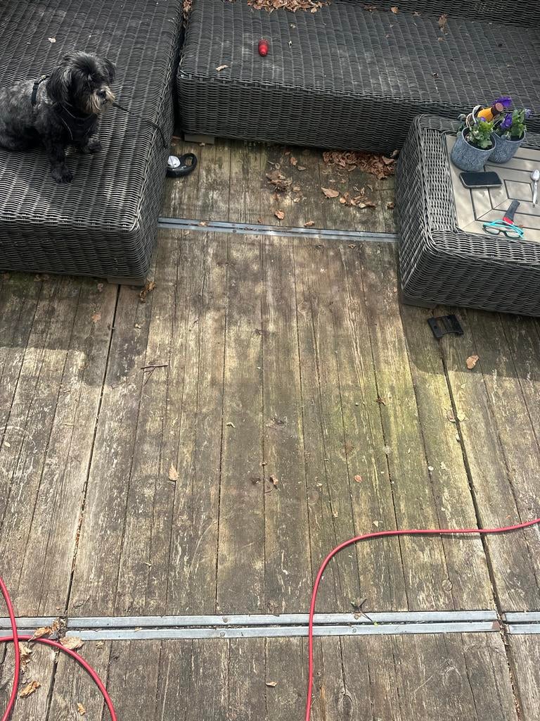 GRATIS Verouderde steenschotten 115 x 140 cm, Doe-het-zelf en Verbouw, Hout en Planken, Ophalen, Gebruikt, Overige typen, 50 mm of meer