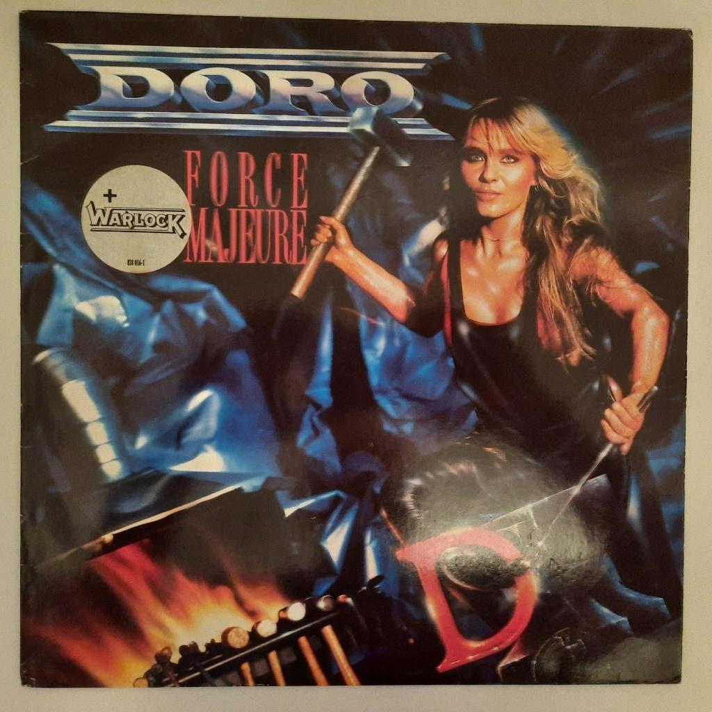 LP "Force Majeur" - Doro, Gebruikt, 1980 - 1989, Ophalen of Verzenden, Inclusief binnenhoes