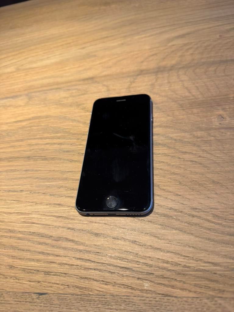 Iphone 6, 32 GB, Ophalen of Verzenden, Zo goed als nieuw, Zonder simlock