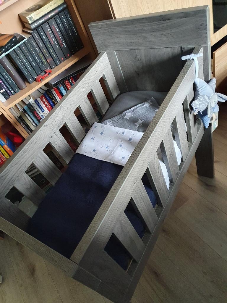 Babykamer ledikant/peuterbed - wieg - kledingkast TWF Dover, Kinderen en Baby's, Kinderkamer | Complete kinderkamers, Ophalen